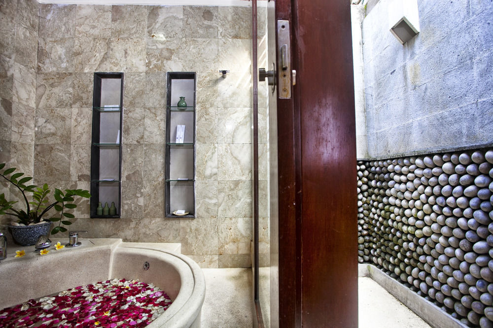 Bugan Villas Seminyak Eksteriør bilde